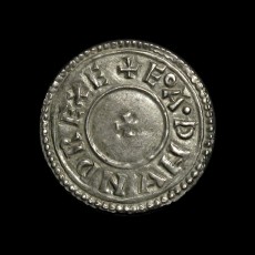 Eadmund penny obverse