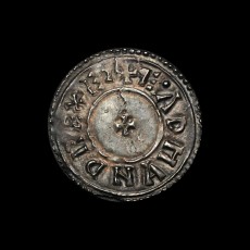 Eadmund penny obverse