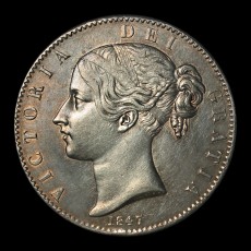 Victoria crown obverse