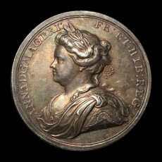 Anne medal obverse